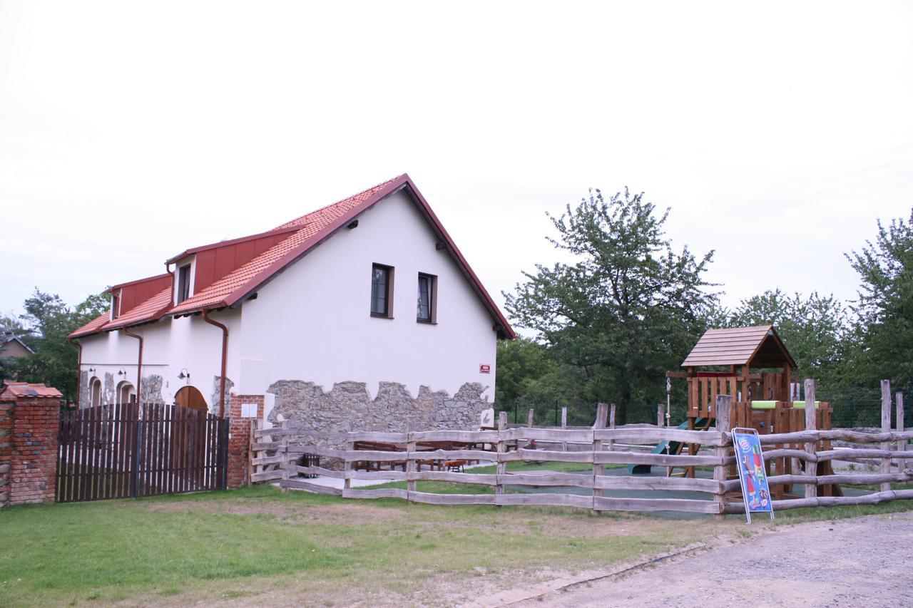 Statek Malcany Cim Экстерьер фото